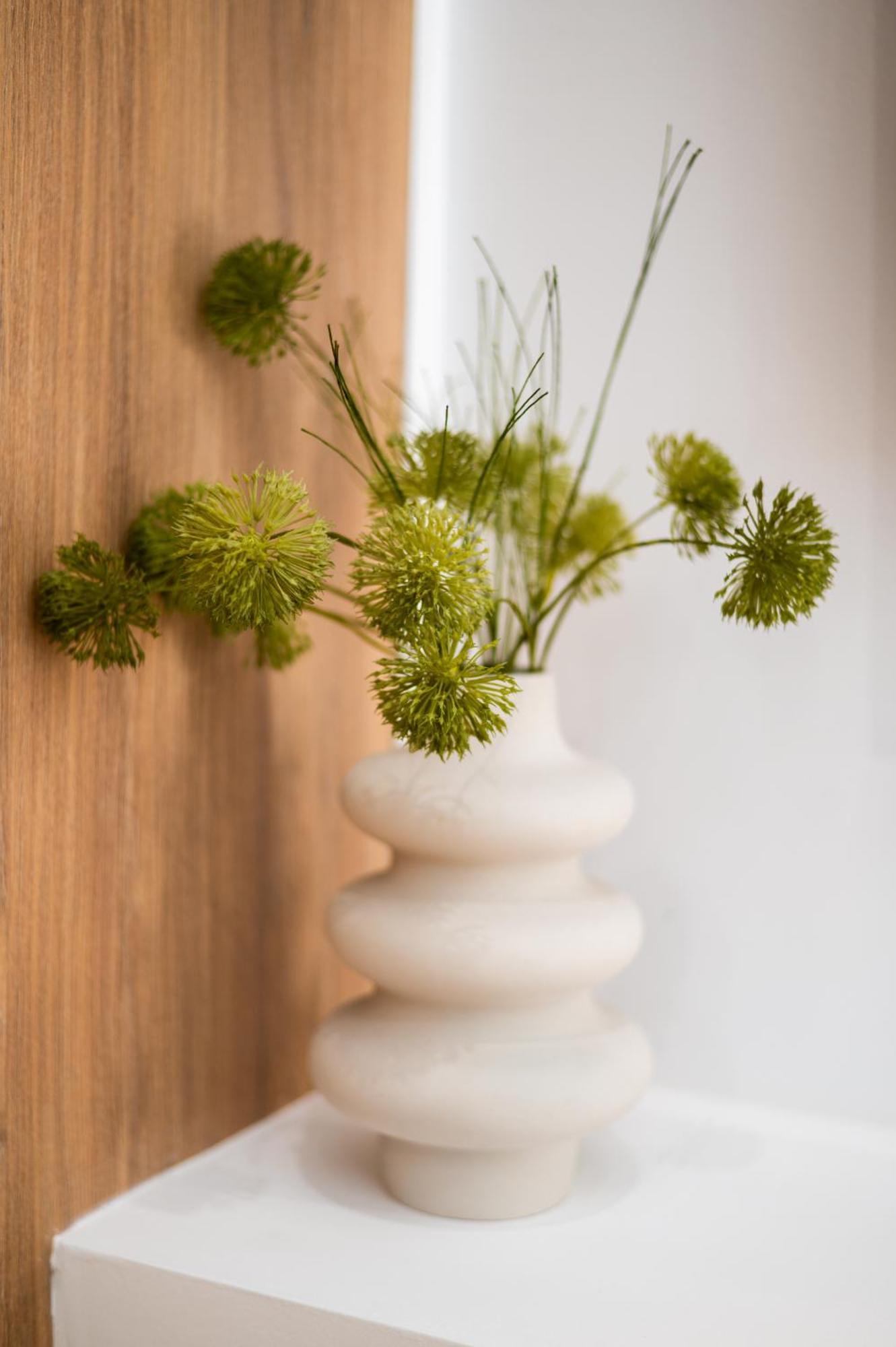 Honey Oak & Cream Patio By Nest Apartment Tesalonika Bagian luar foto